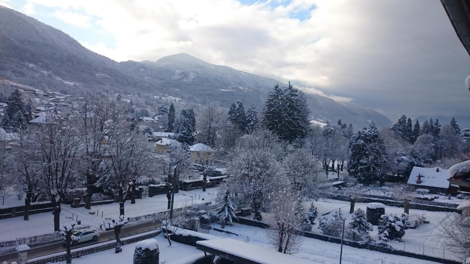 Le T2 Douillet D'Uriage - Residence Le Louvre - Cure Thermale Uriage- Proche Chamrousse - Jusqu'A 3 Personnes - Region Agreable En Toute Saison Vaulnaveys-le-Haut Extérieur photo